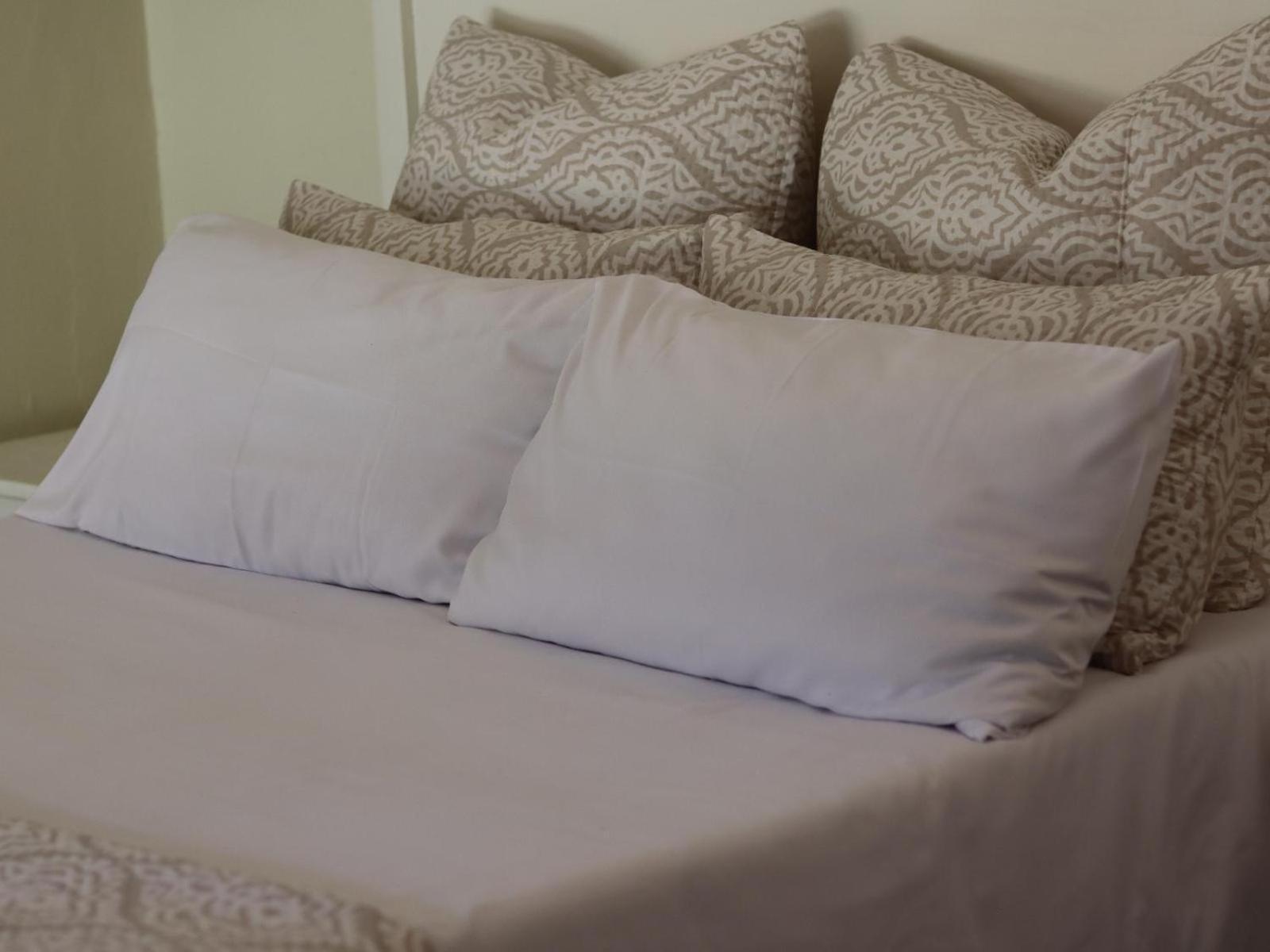 Karee Guesthouse Табазимби Стая снимка