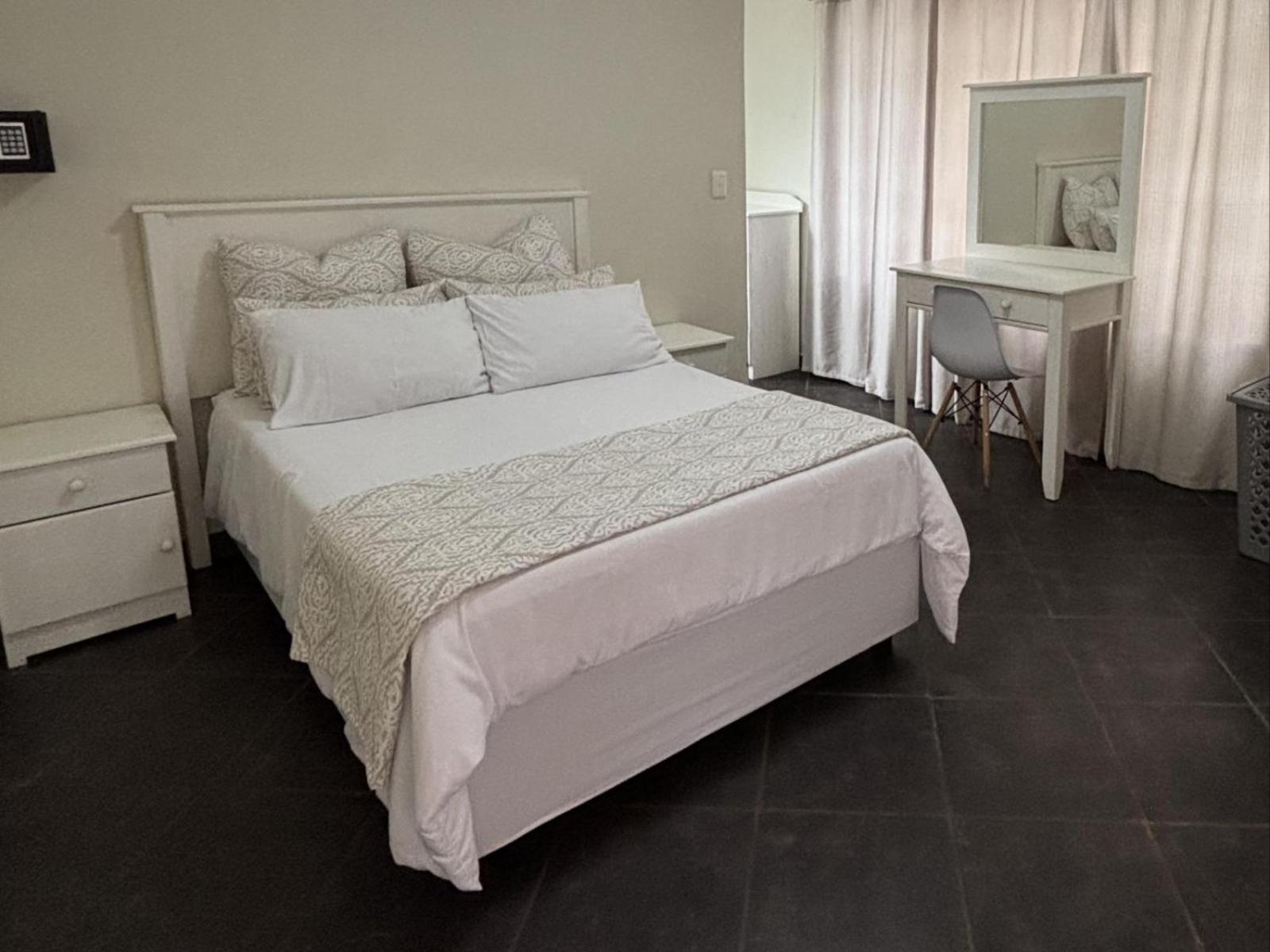 Karee Guesthouse Табазимби Стая снимка